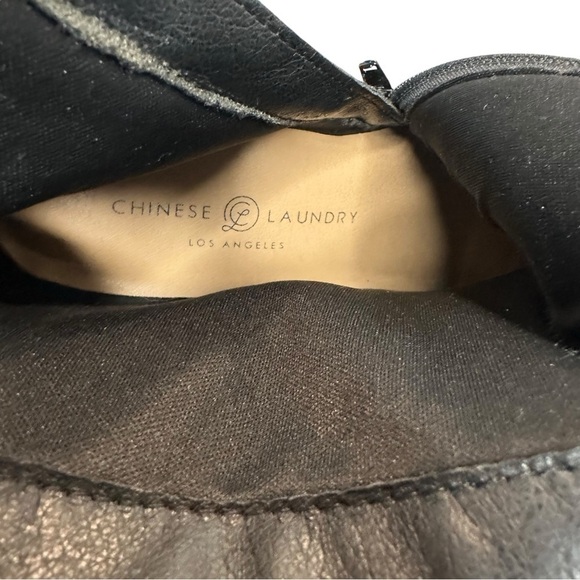 Chinese Laundry Daria Block Heel Black Suede Bootie Women’s Size 8.5 - Picture 8 of 9